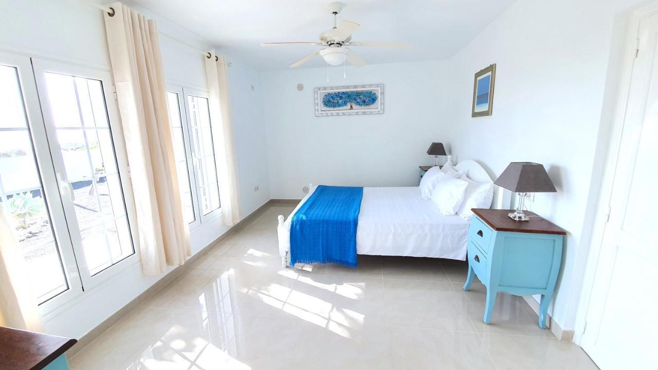 Stunning Sea View Villa With 6 Bedrooms & Heated Pool - Villa Renaissance Playa Blanca  Esterno foto