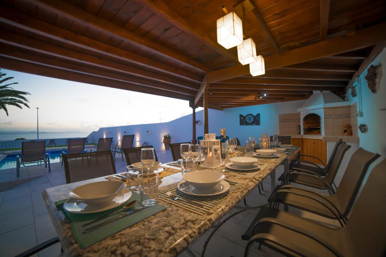 Stunning Sea View Villa With 6 Bedrooms & Heated Pool - Villa Renaissance Playa Blanca  Esterno foto