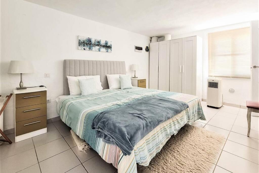 Stunning Sea View Villa With 6 Bedrooms & Heated Pool - Villa Renaissance Playa Blanca  Camera foto