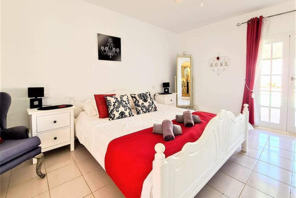 Stunning Sea View Villa With 6 Bedrooms & Heated Pool - Villa Renaissance Playa Blanca  Camera foto